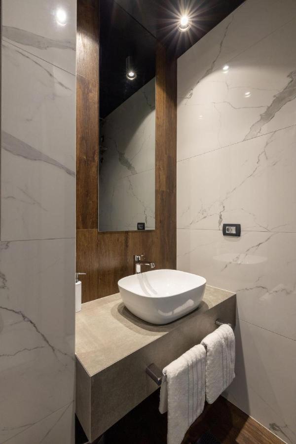 Roof 69 Rooms Split Zewnętrze zdjęcie