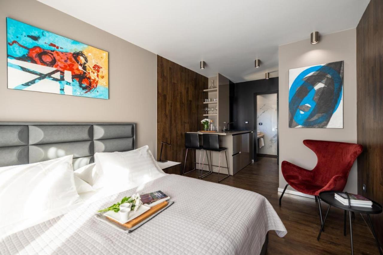 Roof 69 Rooms Split Zewnętrze zdjęcie