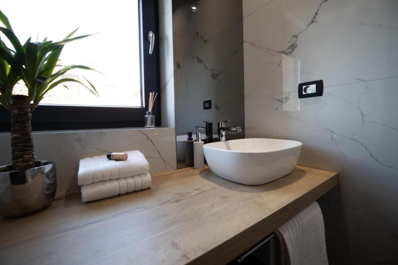 Roof 69 Rooms Split Zewnętrze zdjęcie