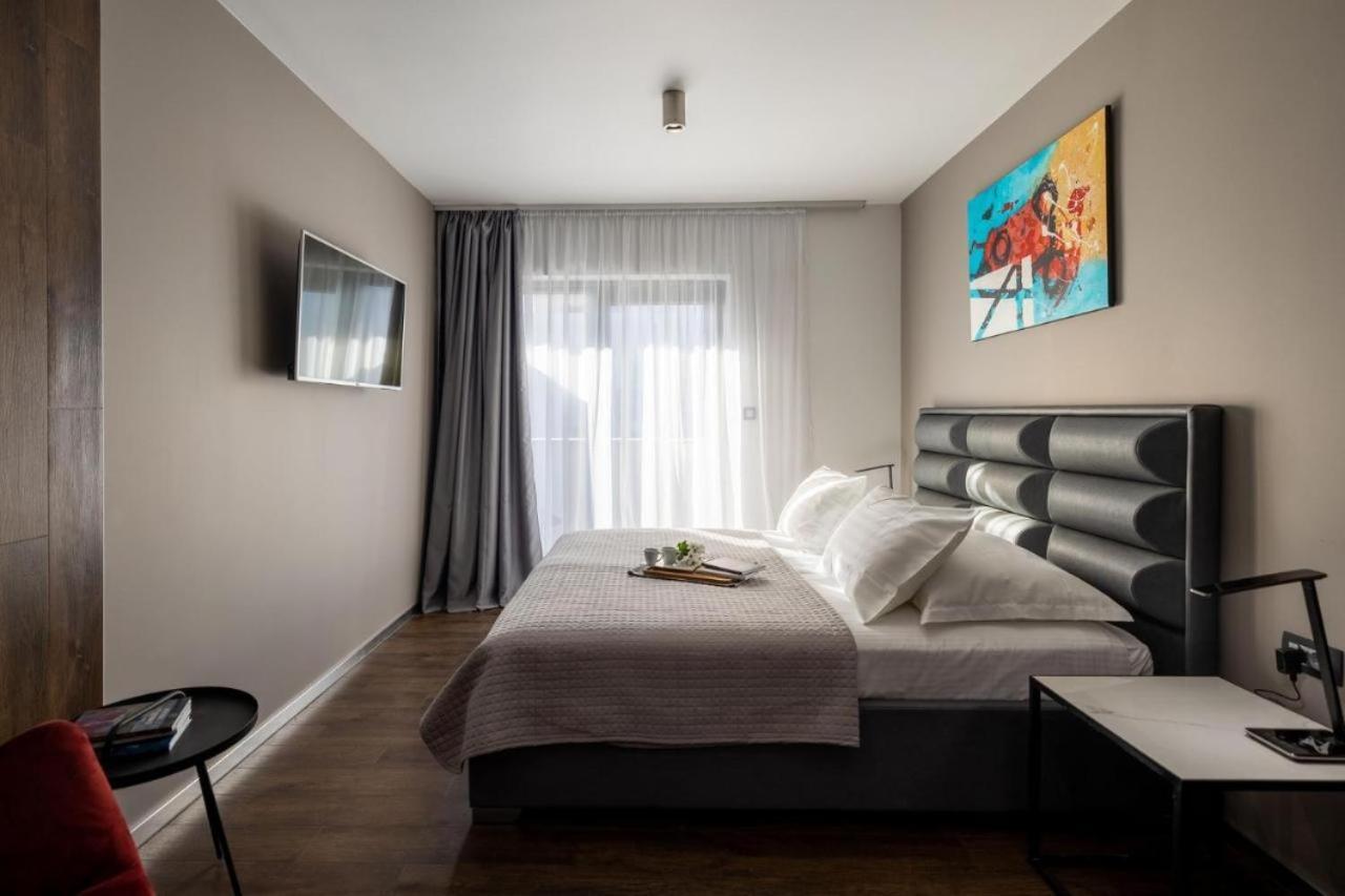 Roof 69 Rooms Split Zewnętrze zdjęcie